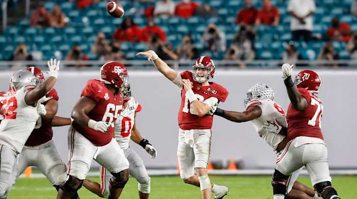 mac-jones-alabama-title-win